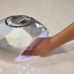 Super Light Unit mit Hand